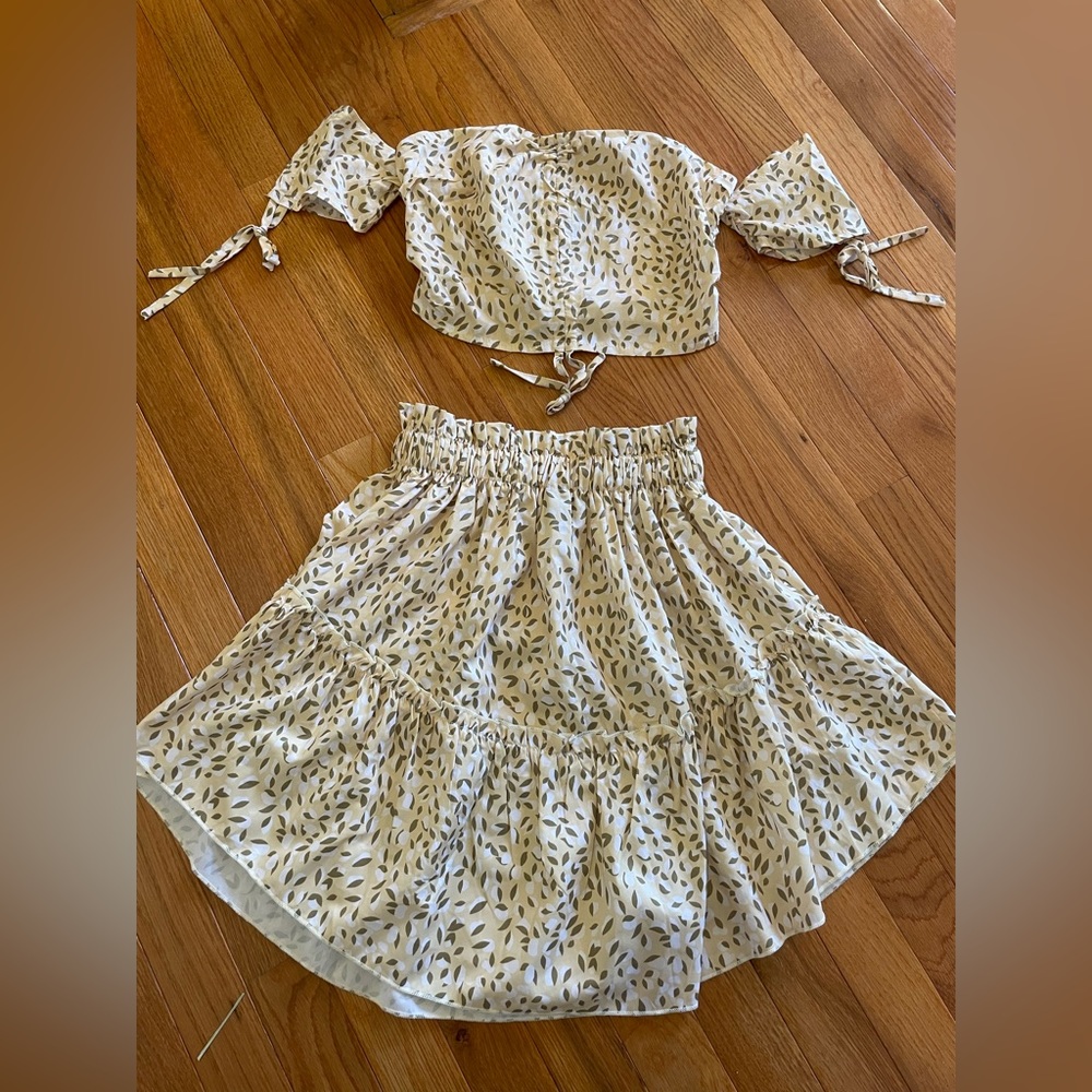 Shein NWOT Yellow Two Piece Set Skirt/Top XS